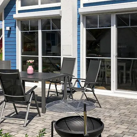 2 Bedroom Lovely In *