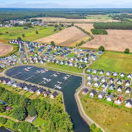 2 Bedroom Lovely In Hébergement de vacances *